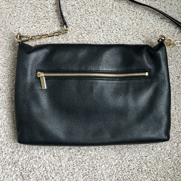 Tory Burch flap crossbody - Picture 4 of 8